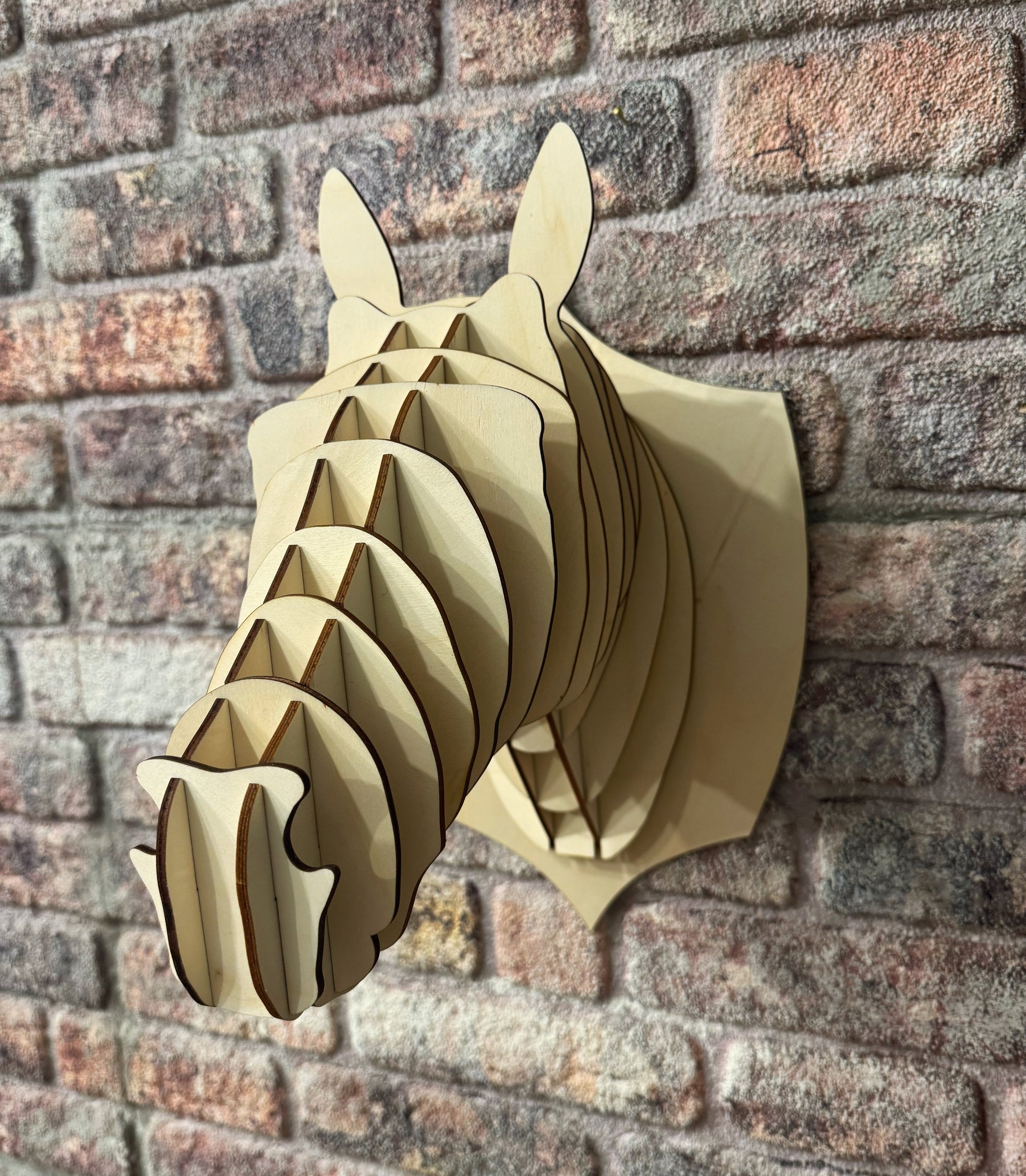 Pferdekopf-Wandtrophäe aus Pappelsperrholz – DIY-Bausatz