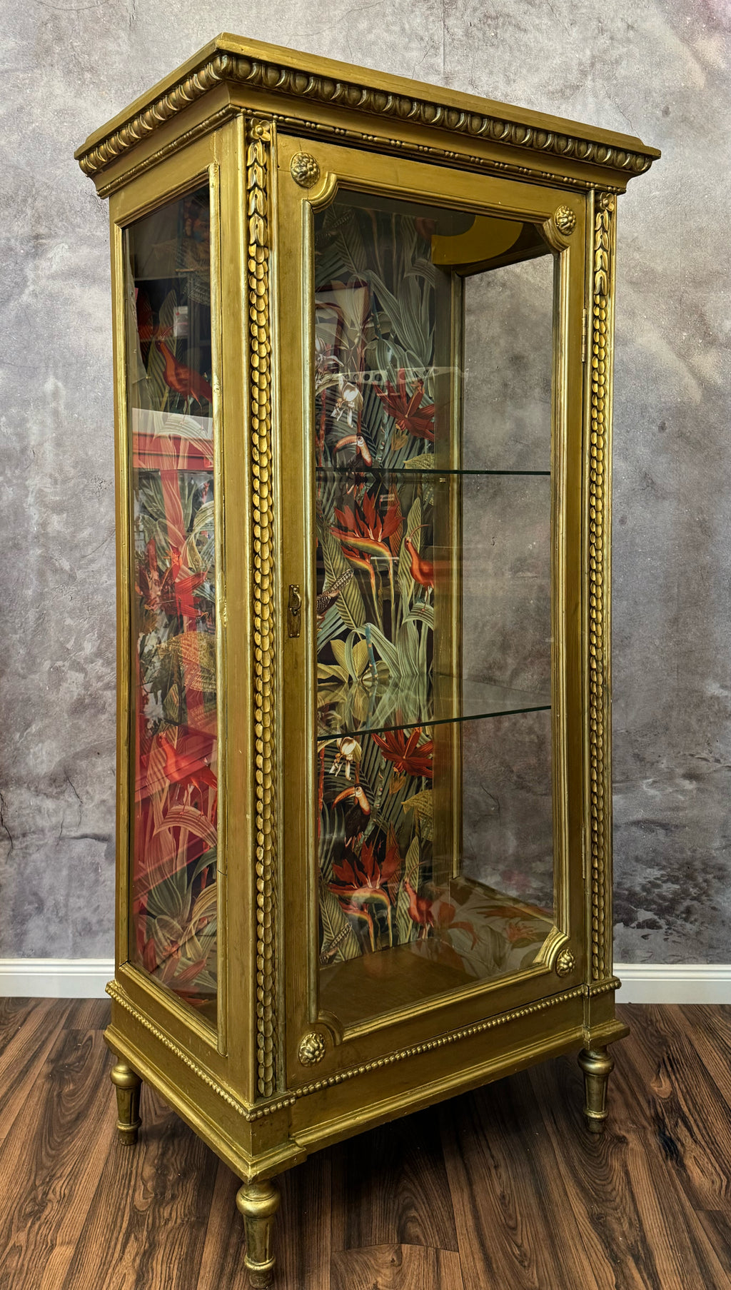 Antike Vitrine „Gold“ - Mein Shop