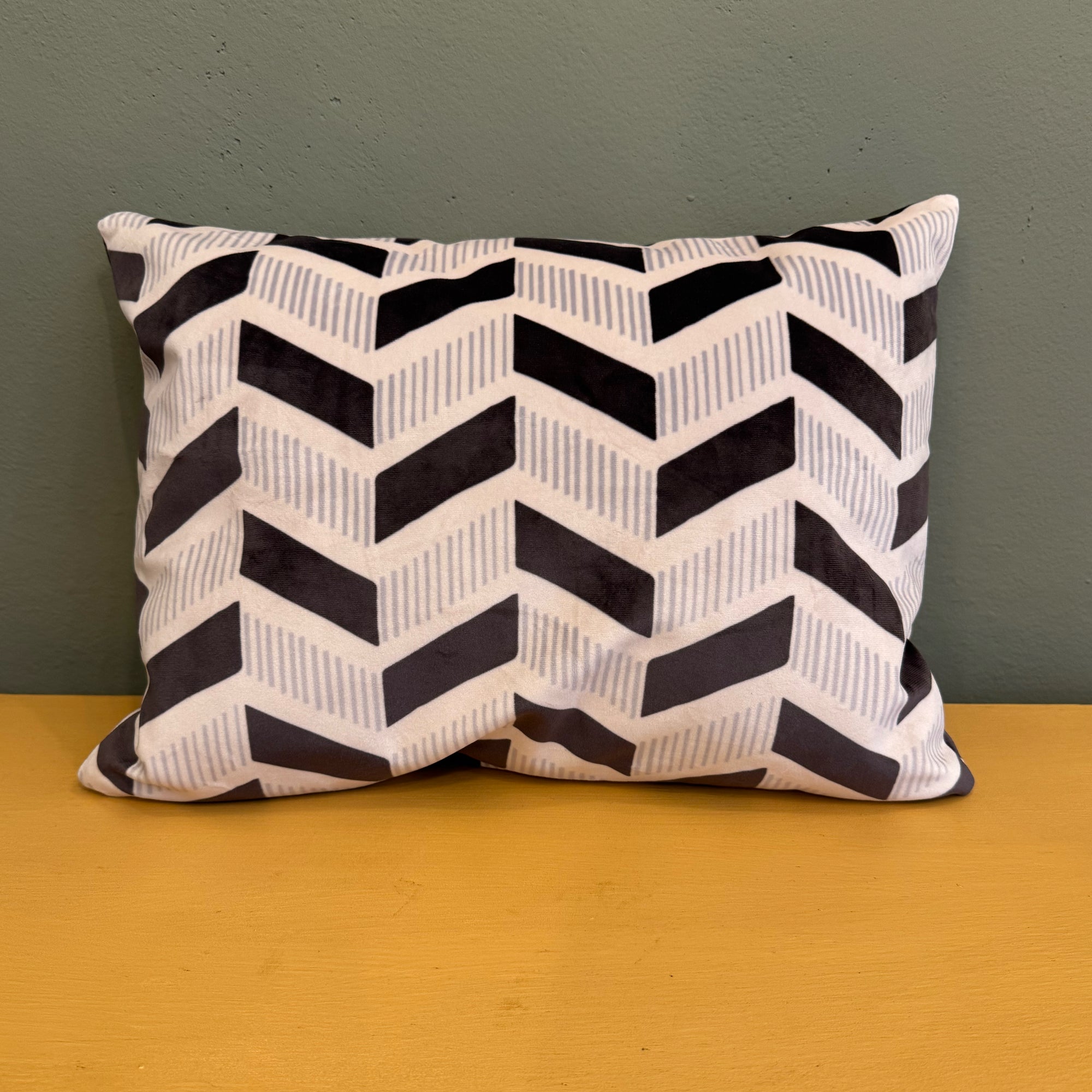Zierkissen „ Criss Cross“ - Mein Shop