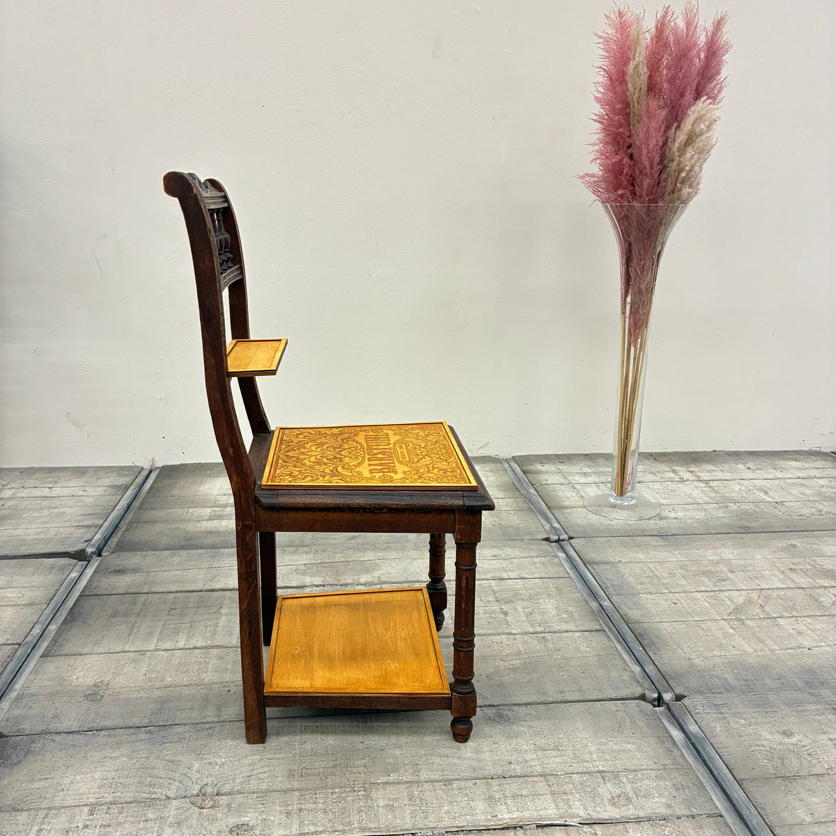 Thomas Klotz Designer Stuhl Upcycling Barstuhl Holz Prägung Unikat - Mein Shop