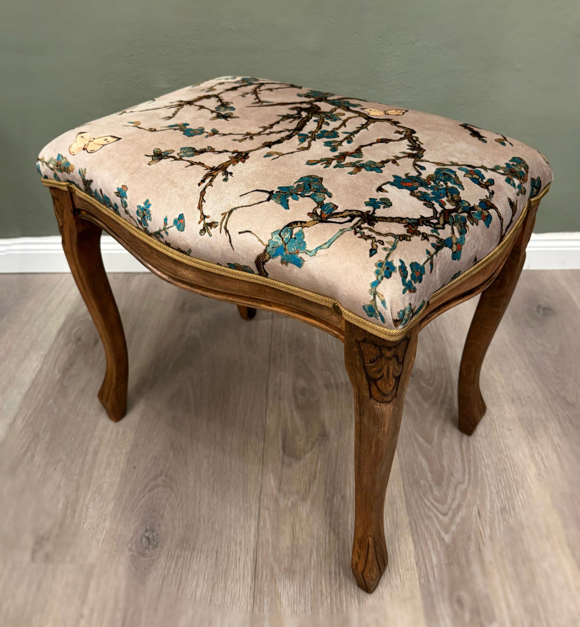 Hocker „ Mandelblüte“