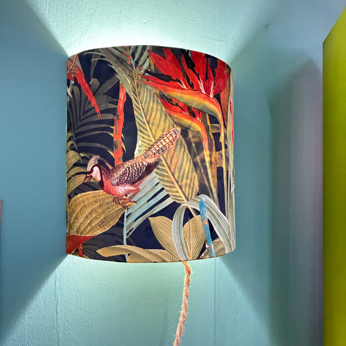 Thomas Klotz Wandlampe Stoffschirm Tropen-Muster Paradiesvogel Lampe - Mein Shop