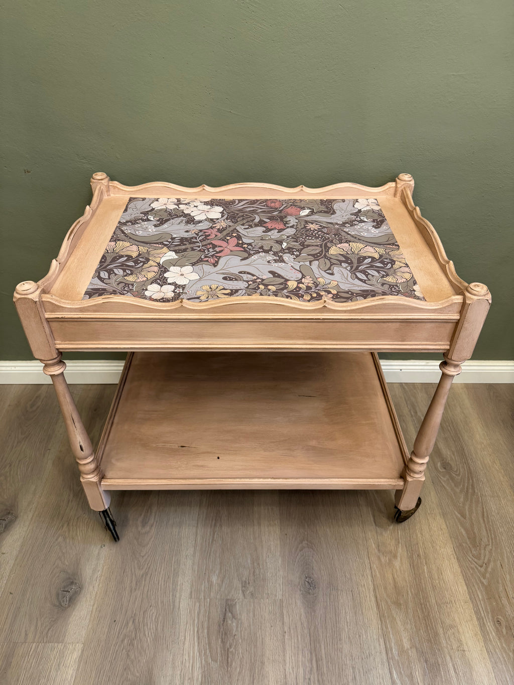 Teewagen „ Nostalgie“