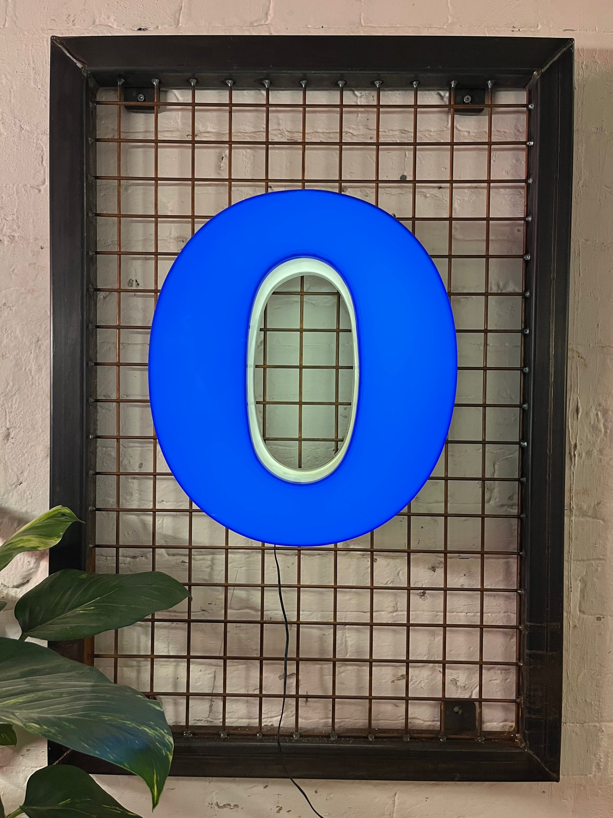 Vintage Leuchtbuchstabe O– Original aus alter Leuchtreklame - Mein Shop