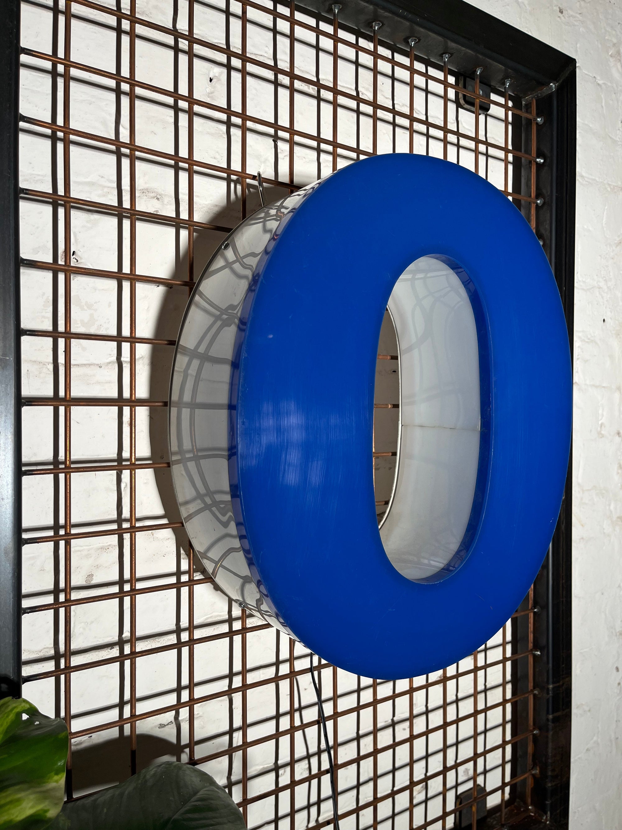 Vintage Leuchtbuchstabe O– Original aus alter Leuchtreklame - Mein Shop