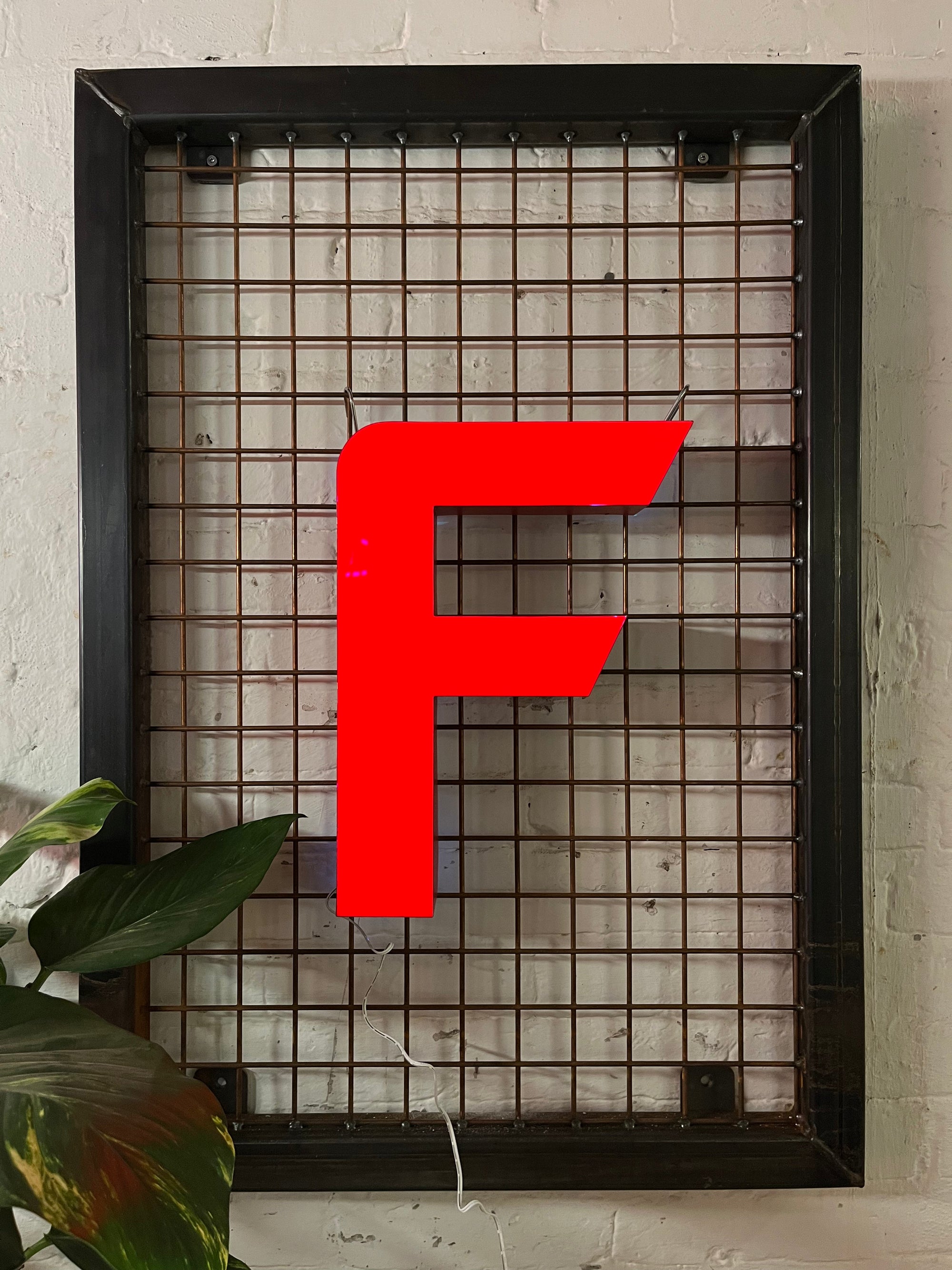 Vintage Leuchtbuchstabe F – Original aus alter Leuchtreklame - Mein Shop