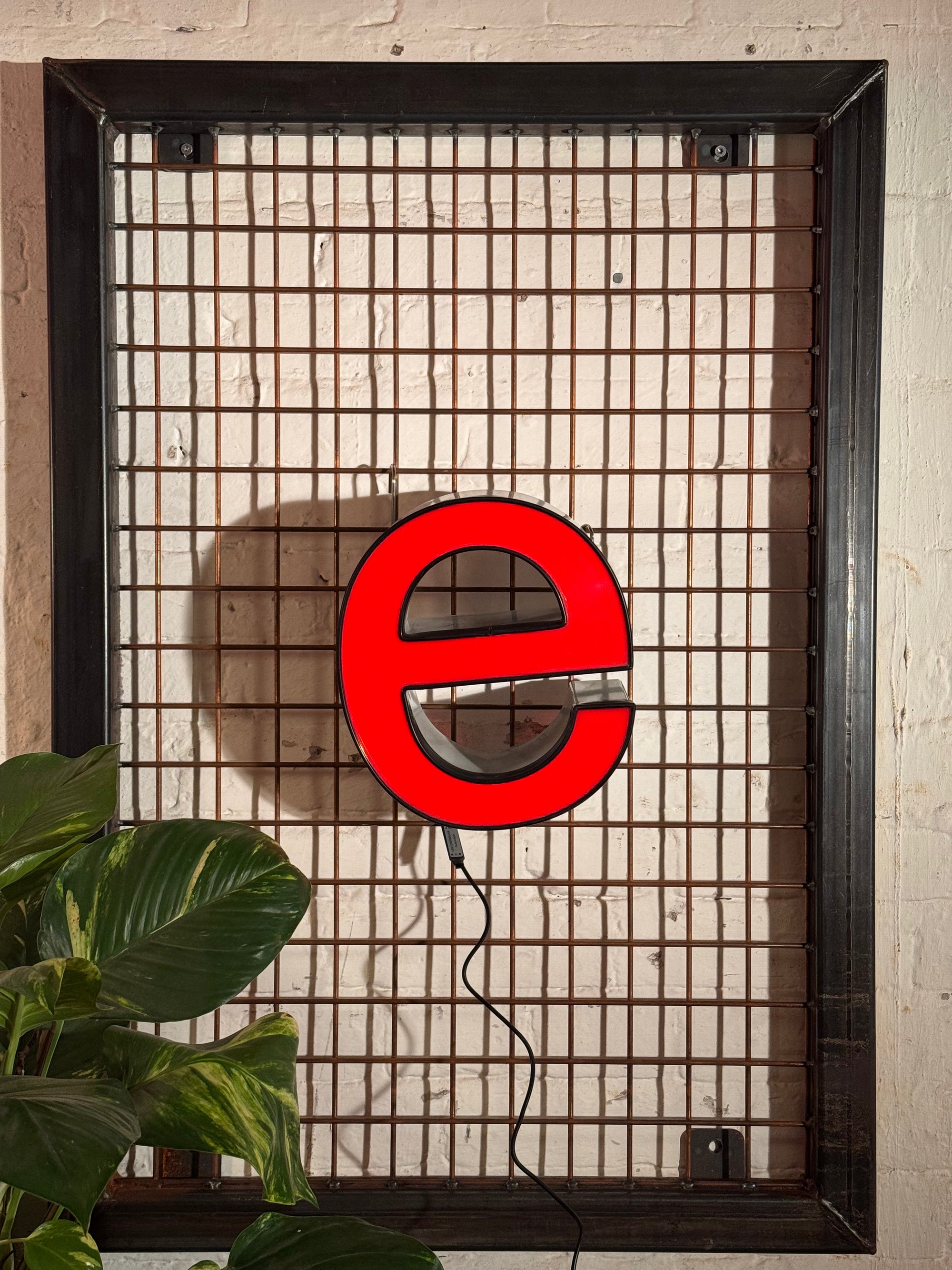 Vintage Leuchtbuchstabe E – Original aus alter Leuchtreklame - Mein Shop