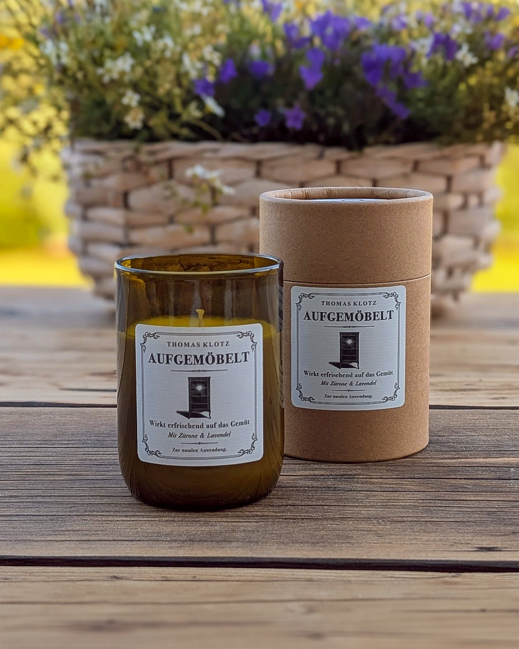 Aufgemöbelt – Duftkerze im Weinflaschenglas by Thomas Klotz